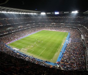 官方娱乐平台-冰与火之歌，德布劳内领跑积分榜与国米主帅的悬崖时刻，冰火交织，德布劳内领跑积分榜与国米主帅的悬崖时刻