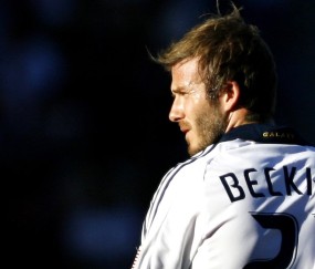 官方娱乐平台-欧冠惨案！巴黎三叉戟无情肆虐，本菲卡防线成筛子，欧冠惨案！巴黎三叉戟无情肆虐，本菲卡防线成筛子