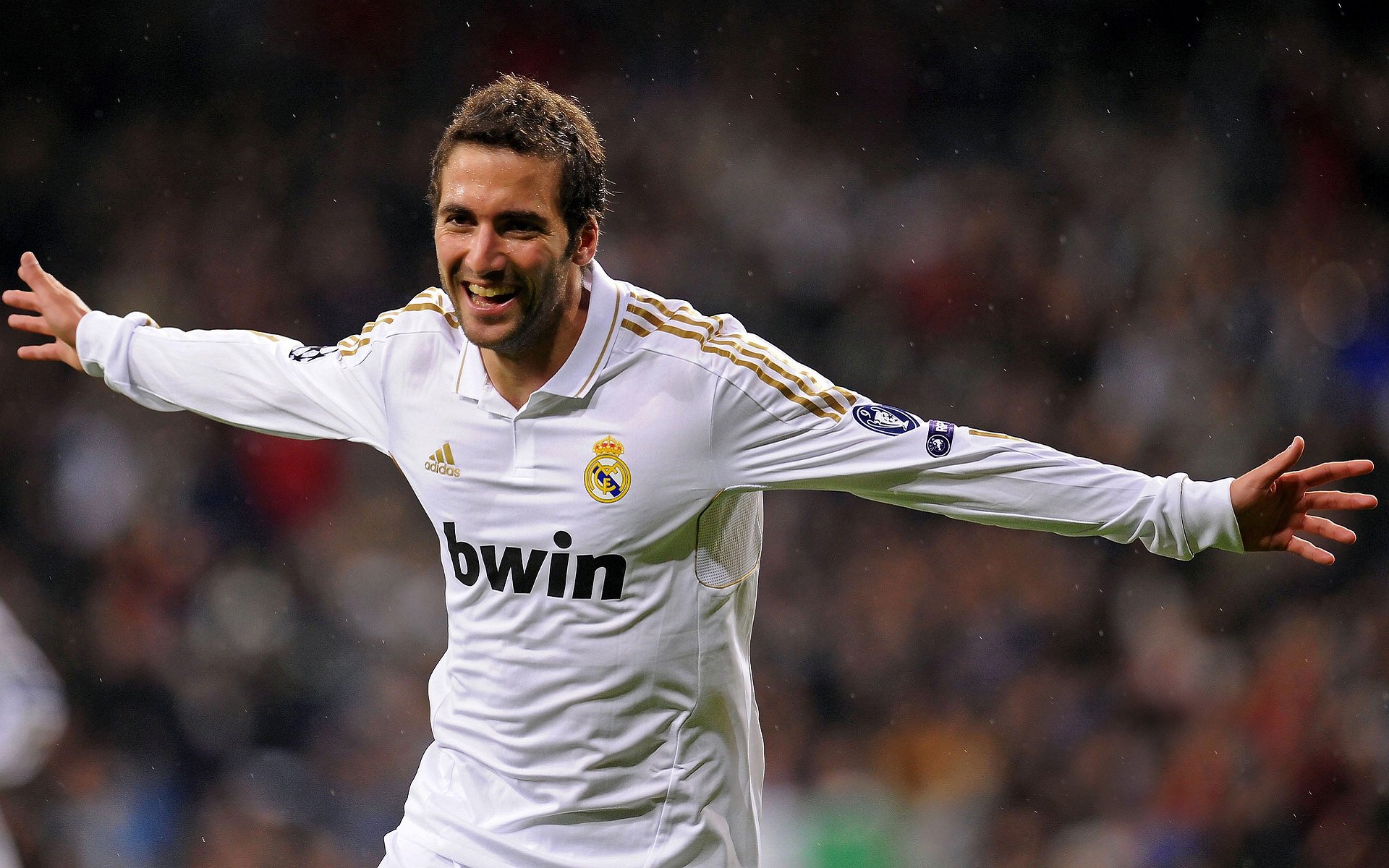 破荒之夜，歌声与进球齐飞，曼联终结进球荒，莱比锡球迷铸就最美风景，破荒之夜，曼联终结进球荒，莱比锡球迷歌声铸就最美风景